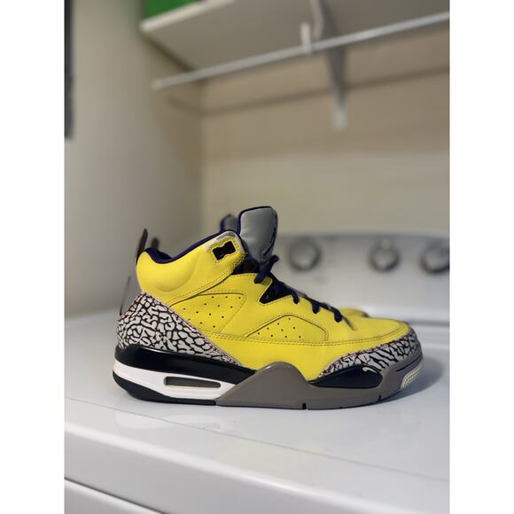 Nike Jordan Son of Mars Low Tour Yellow 580603-708 Size 8.5 Retro Rare 2013 OG - Picture 1 of 16